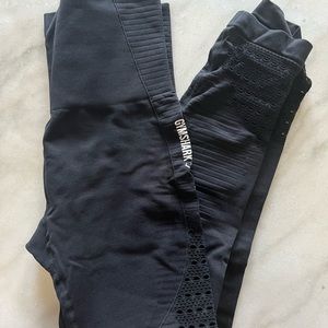 Black Gymshark leggings